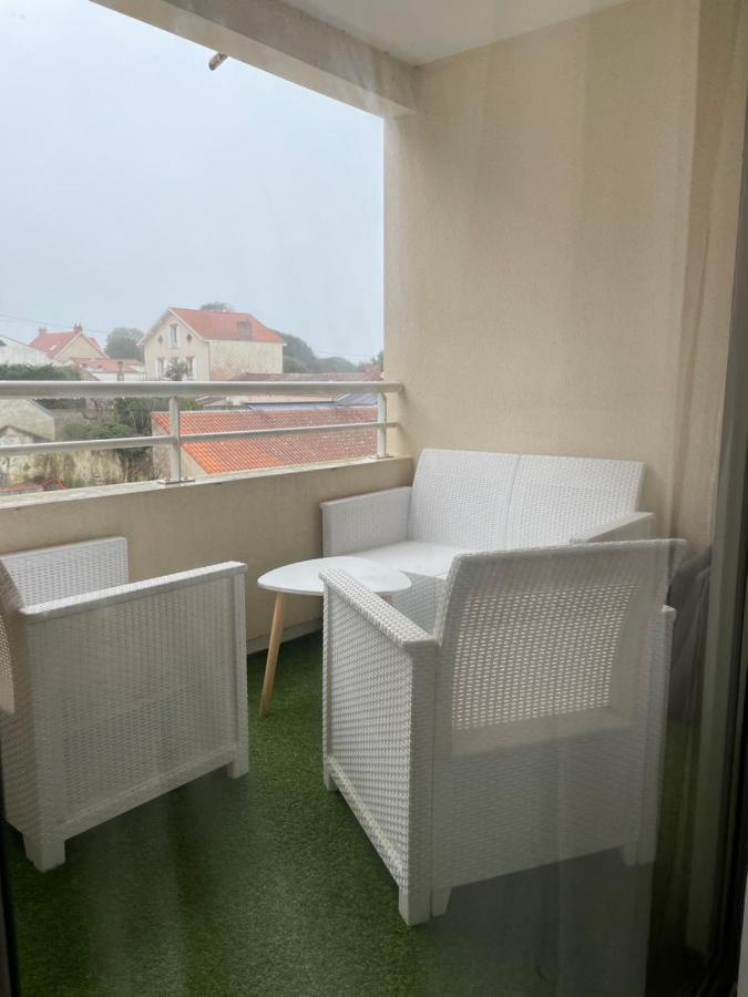 Appartement A 1 Pas De La Plage, Ambiance Boheme Naturel Préfailles Exterior foto
